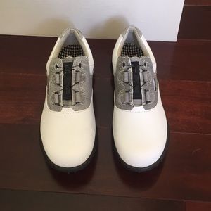 FootJoy women’s golf shoes